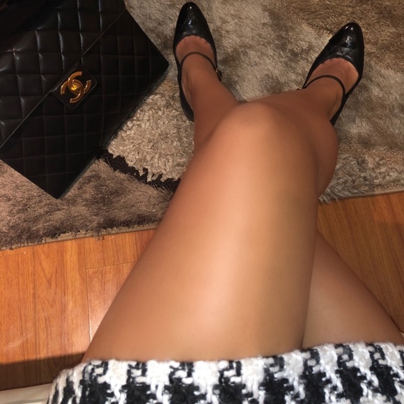 Authentic Gorgeous Vintage Chanel Briefcase Gold hardware - Picture 2 of 16